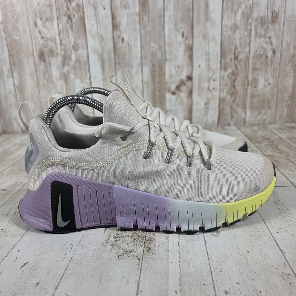 Nike Free Metcon 6 Womens Training Shoes Light Bone Purple HJ6214-001 US 8